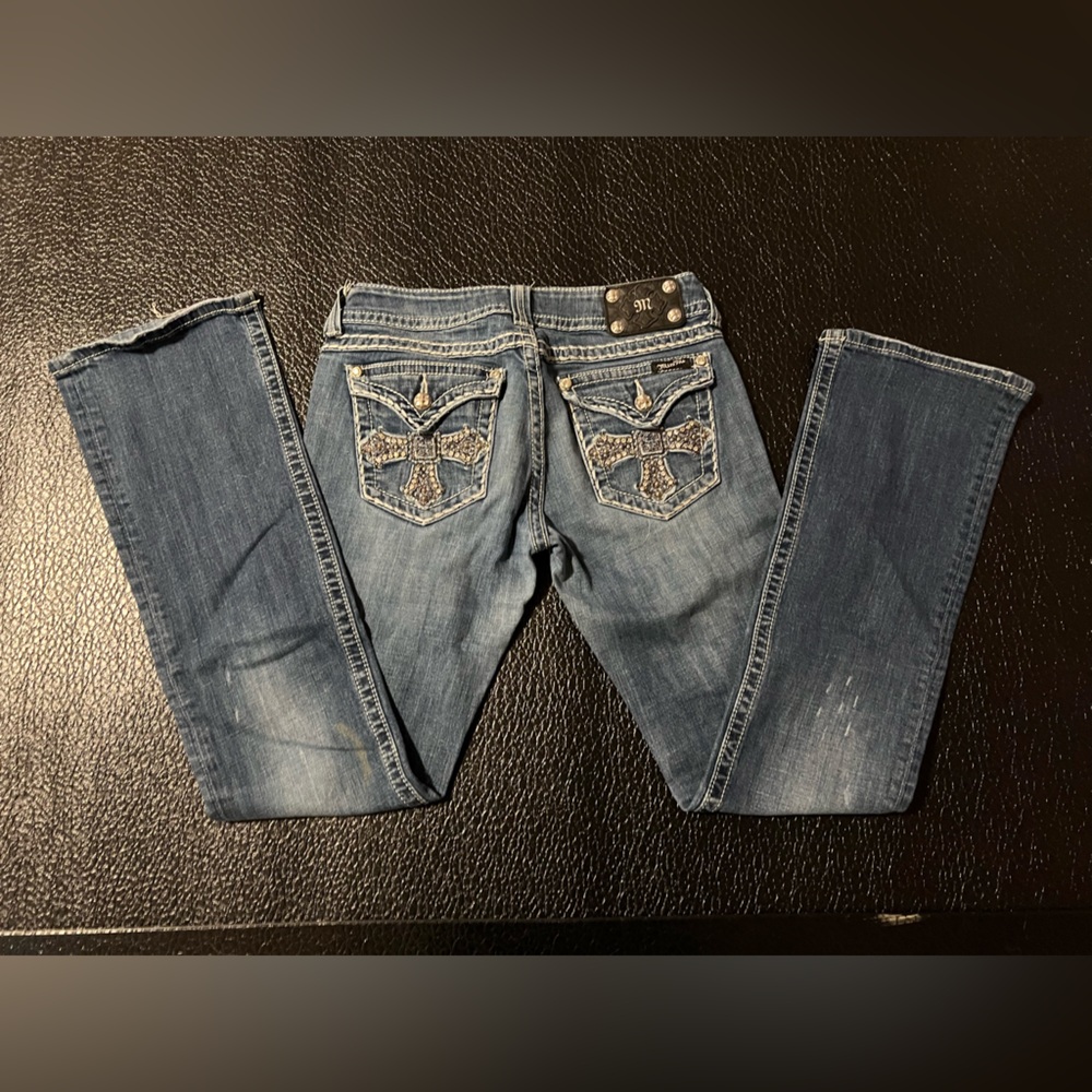 Miss Me. Boot Cut. 29x32.5inseam